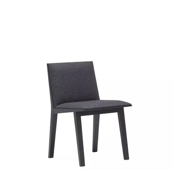 Andreu World Moody Chair