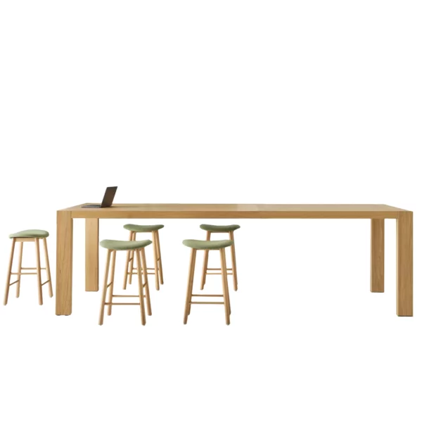 Martex Kyo Social Tables